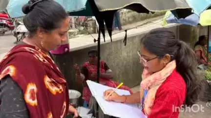 નવસારી: મહાનગરપાલિકા દ્વારા શાકભાજી માર્કેટમાં સ્વચ્છતા રહે તેના માટે ડસ્ટબીન વિતરણ કરવામાં આવ્યા
