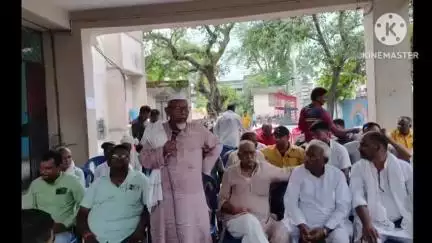 बगहा: रामनगर में सावन मेला को लेकर शांति समिति की बैठक संपन्न हुई