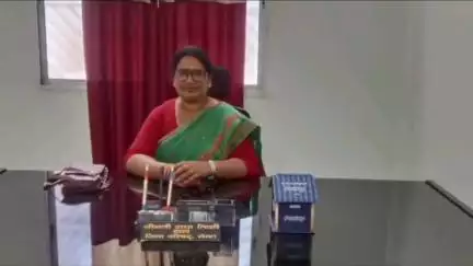 सेन्हा: सेन्हा प्रखंड की जिला परिषद सदस्य राधा तिर्की को मिली बड़ी जिम्मेदारी, JMM ने बनाया लोहरदगा जिला महिला मोर्चा का अध्यक्ष