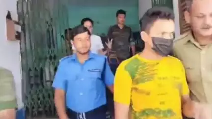 হলদিবাড়ি: নাবালিকা ভাগ্নির উপর যৌন নির্যাতনের অভিযোগে হলদিবাড়ি থানার পুলিশের হাতে ধৃত মেসো, চাঞ্চল্য বক্সিগঞ্জে