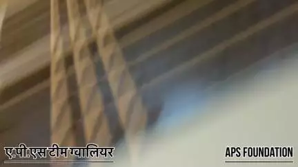 यहां मेरे साथ बहुत बड़ा हादसा हो गया गाये बचाने गया खुद घायल हो गया…

Respect Girls help poor help animals 

#apsgurjar #help #gwalior