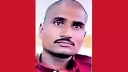 पैठण: बिडकीन परिसरातील सोमपूरी येथे कंपनी यंत्रात अडकून परप्रांतीय कामगाराचा मृत्यू