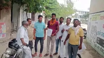 पुपरी: पुपरी के बछारपुर वार्ड 3 में वार्ड सदस्य के उपचुनाव की मतगणना पुपरी प्रखंड कार्यालय में हुई