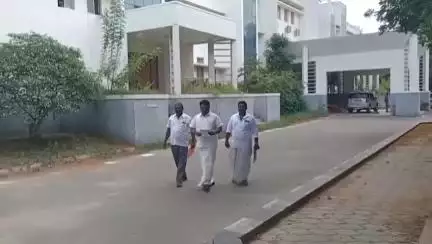 சேலம்: நெத்திமேடு எஸ் பி அலுவலகம் தாக்குதல் நடத்தி கொலை மிரட்டல் விடுத்த நபர் மீது நடவடிக்கை எடுக்க கோரிக்கை