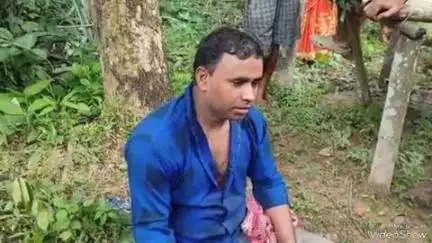 বিশালগড়: দুর্ঘটনা হওয়া ম্যাক্স গাড়ি পালিয়ে যাবার সময় পূর্ব লক্ষ্মীবিল জনতার হাতে ধরা পড়ে, তুলে দেওয়া হয় পুলিশের হাতে