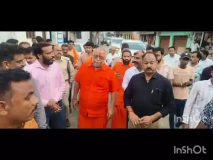 तराना: जूना अखाड़ा के अंतरराष्ट्रीय अध्यक्ष मोहन भारती ने तराना में सावन सवारी मार्ग का निरीक्षण किया