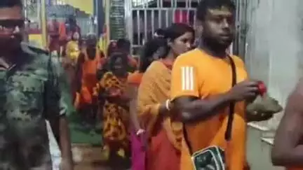 जरमुण्डी: बासुकीनाथ में सावन के पहले दिन श्रद्धालुओं का सैलाब, प्रशासन करा रहा है कतारबद्ध पूजा