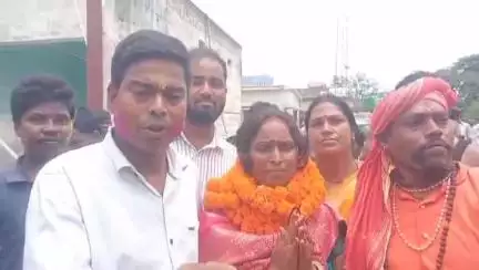 गोगरी: ललिता देवी बनीं मदारपुर पंचायत की मुखिया, गोगरी सीओ ने की घोषणा
