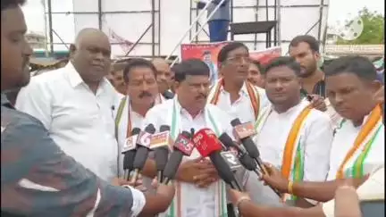 దేవరకొండ: కాంగ్రెస్ ప్రభుత్వం బడుగు బలహీన వర్గాలకు అండగా ఉంటుంది: ఎమ్మెల్యే బాలు నాయక్