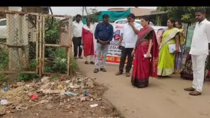 భూపాలపల్లి: వర్షాకాలం దృశ్య ఇంటి పరిసరాల్లో జాగ్రత్తలు పాటించాలి : జిల్లా అదనపు కలెక్టర్ విజయలక్ష్మి