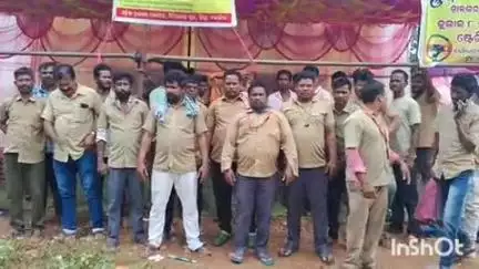 ଟିଟିଲାଗଡ: ଟିଟିଲାଗଡ଼ରେ ଚତୁର୍ଥ ଦିନରେ ଡ୍ରାଇଭର ମହାସଂଘର ଆନ୍ଦୋଳନ ଜାରି, ପ୍ରତିକ୍ରିୟା ରଖିଲେ ଆନ୍ଦୋଳନରତ ଡ୍ରାଇଭର