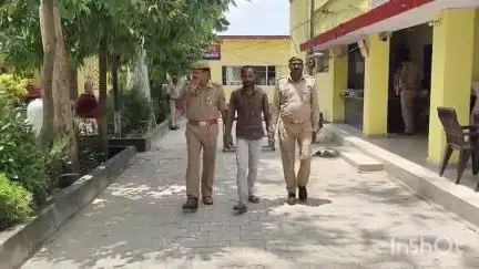 कलान: कलान थाना पुलिस ने मिलकिया तिराहे से एक तमंचा धारी युवक को किया गिरफ्तार