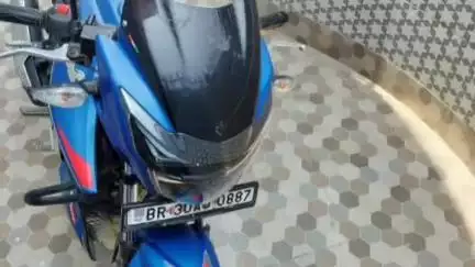 डुमरा: मोहनपुर टीचर्स कॉलोनी से बाइक चोरी, सीसीटीवी में कैद हुआ चोर