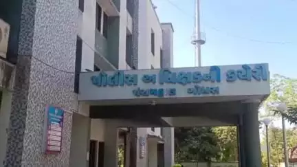 ગોધરા: પંચમહાલ પોલીસ વિભાગ દ્વારા અધિકારીઓની બેઠક યોજાશે,જેમાં જાહેર જનતાને પણ રજૂઆત કરવાની તક મળશે.