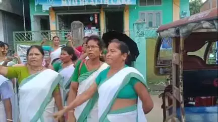 বালিজানা: আগিয়াত কেবিনেটৰ সিদ্ধান্তত অসন্তুষ্ট  অঙ্গনৱাদী কৰ্মী সহায়িকা সকলৰ উত্তাল প্ৰতিবাদ