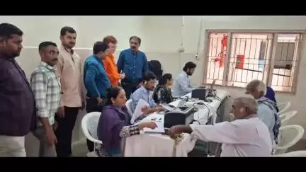 જેસર: વયો શ્રી યોજના અંતર્ગત સામૂહિક આરોગ્ય કેન્દ્ર ખાતે કાર્યક્રમ કરવામાં આવ્યો, અઘિકારીઓ સહિત ઉપસ્થિત રહ્યા
