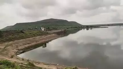 जौरा: लगातार हो रही बारिश से 58% भरा जौरा स्थित पगारा डैम, पर्यटकों की उमड़ रही भीड़
