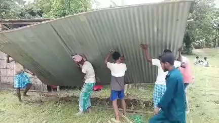 নগাঁও: ৰূপহীহাটত ভূমি কেন্দ্ৰিক সংঘাত, এডোখৰ মাটিক কেন্দ্ৰ কৰি দুই ফৈদৰ মাজত সংঘাত, আহত এগৰাকী মহিলা