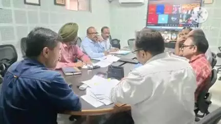 पिथौरागढ़: कंटीन्जेंसीज रूट चार्ट तैयार करने को लेकर उप जिला निर्वाचन अधिकारी दीपक सैनी की अध्यक्षता में हुई बैठक