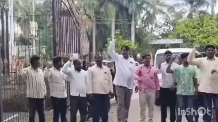 ಬೀದರ್: ಎಸ್‌ಸಿ-ಎಸ್‌ಟಿ ಅಲೆಮಾರಿ ಅಭಿವೃದ್ಧಿ ನಿಗಮದ ಅಧ್ಯಕ್ಷರ ಮೇಲೆ ಹಲ್ಲೆ ಖಂಡಿಸಿ ನಗರದಲ್ಲಿ ಕುಳುವ ಮಹಾಸಭಾ ಪ್ರತಿಭಟನೆ