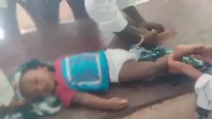 బెల్లంపల్లి: బెల్లంపల్లి బస్తీలో పాము కాటుకు గురైన తండ్రీకొడుకులు, 13 నెలల బాలుడు మృతి, తండ్రి పరిస్థితి విషమం
