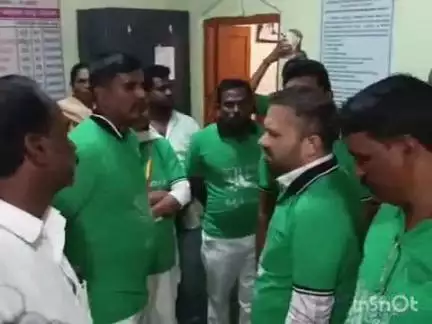 ಹುಮ್ನಾಬಾದ್: ಪ್ಲಾಸ್ಟಿಕ್ ನಿಷೇಧಕ್ಕೆ ಪ್ರತಿಯೊಬ್ಬರ ಕೈ ಜೋಡಿಸಿ: ಧುಮ್ಮನಸೂರಿನಲ್ಲಿ ಜಿ.ಪಂ ಸಿಇಒ ಡಾ. ಗಿರೀಶ್ ಬದೋಲೆ