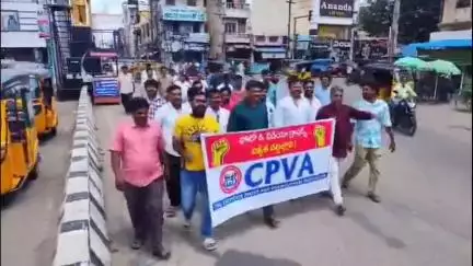 చిత్తూరులో ఫోటోగ్రాఫర్ శివకుమార్‌పై దాడికి నిరసనగా భారీ ర్యాలీ