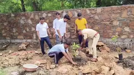 बेगुं: हरियालो राजस्थान अभियान के तहत बेगू पुलिस थाना परिसर में किया गया पौधारोपण