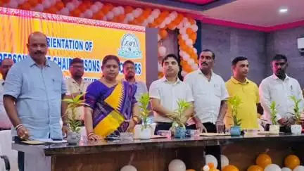 କାମାକ୍ଷାନଗର: ଢ଼େଙ୍କାନାଳ ପୁରୁଣା ଜିଲ୍ଲା ପରିଷଦ କକ୍ଷରେ ସହରାଞ୍ଚଳ ପ୍ରତିଷ୍ଠାନ ସମ୍ବନ୍ଧୀୟ ପ୍ରଶିକ୍ଷଣ ଶିବିରରେ ଶୁକ୍ରବାର ୧ଟାରେ ଯୋଗଦେଲେ ଅଧ୍ୟକ୍ଷ