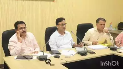 सिरोंज: कलेक्टर ने जिले में एजेंडा बिंदुओं के संबंध में की गई तैयारियों का जायजा लिया और दिशा निर्देश दिए