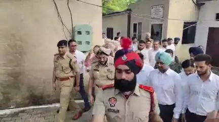 ਅੰਮ੍ਰਿਤਸਰ 2: ਮਾਨਯੋਗ ਕੋਰਟ ਦੇ ਵਿੱਚ ਸਮਾਰਟ ਸਿਟੀ ਦੇ ਅਧੀਨ ਬਣੀ ਪੁਲਿਸ ਚੌਂਕੀ ਦਾ ਪੁਲਿਸ ਕਮਿਸ਼ਨਰ ਵੱਲੋਂ ਕੀਤਾ ਗਿਆ ਉਦਘਾਟਨ