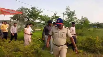 औंढा नागनाथ: जिल्हाधिकारी राहुल गुप्ता यांच्या हस्ते औंढा नागनाथ शहरातील गार्डन परिसरातील ओपन पेस मध्ये वृक्षारोपण