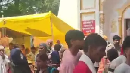 तिर्वा: कन्नौज के तिर्वा क्षेत्र में सिद्धपीठ माता अन्नपूर्णा मंदिर में उमड़ी भक्तों की भीड़, आज शुक्रवार से शुरू हुई सावन