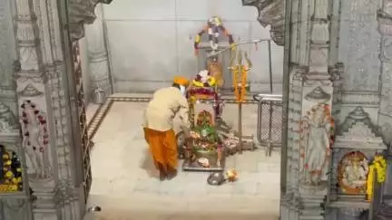 गिर्वा: सावन महीने के पहले दिन रानी रोड स्थित महाकाल मंदिर सहित शिव मंदिरों में उमड़ा भक्तों का जनसैलाब