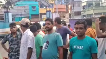 কৃষ্ণনগর ১: কৃষ্ণনগরে মৃত মহিলার দেহ ময়নাতদন্তের জন্য রাজি নয় পরিবারের লোকজন, বিস্তারিত জানিয়েছে পরিবারের পক্ষ থেকে