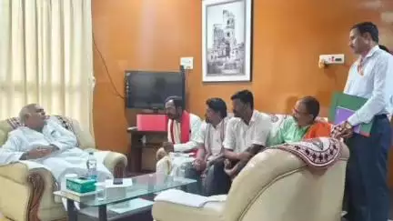 ಬಸವನ ಬಾಗೇವಾಡಿ: ಕಲ್ಯಾಣ ಕರ್ನಾಟಕ ಹೋರಾಟ ಸಮಿತಿ ಸದಸ್ಯರ ಸಮಸ್ಯೆ ಪಟ್ಟಣದಲ್ಲಿ ಆಲಿಸಿದ ಸಚಿವ ಶಿವಾನಂದ ಪಾಟೀಲ