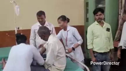 पटियाली: पटियाली तहसील क्षेत्र के ग्राम गढ़ी मदसुआ में सांप के काटने से मजदूर की तबियत बिगड़ी, सीएचसी पर दिया गया उपचार