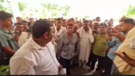 भादरा: भादरा में जन चेतना मंच ने नागरिकों की विभिन्न समस्याओं को लेकर मुख्यमंत्री के नाम उपखण्ड अधिकारी को सौंपा ज्ञापन