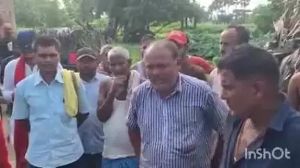 बांका: कोरियंधा गांव में ईंट की दीवार गिरने से 8 वर्षीय छात्र की मौत, परिजनों में मचा कोहराम