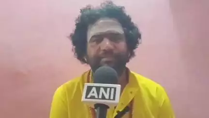 शोहरतगढ़: सलास्टर हाउस से संबंधित दिव्यांशु महराज के बयान पर SP ने सिद्धार्थनगर के प्रभारी निरीक्षक को जांच का दिया निर्देश