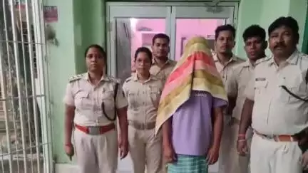 ବରଗଡ: ଅବକାରୀ ବିଭାଗ ପକ୍ଷରୁ ବରଗଡ଼ର ବିଭିନ୍ନ ସ୍ଥାନରେ କରାଗଲା ଚଢ଼ାଉ