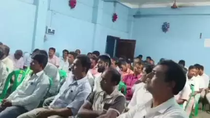 মুরারই ২: মিএপুর অঞ্চল তৃণমূলকংগ্রেসের পক্ষ থেকে বর্ষা পুকুরে একুশে জুলাই শহীদ দিবস কে সামনে রেখে বিশেষ প্রস্তুতি বৈঠক অনুষ্ঠিত হল