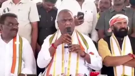 తుంగతుర్తి: తిరుమలగిరి సాగర్: ఎవ్వరూ ఊహించని విధంగా సీఎం సభను విజయవంతం చేయాలి:: తిరుమలగిరిలో జిల్లా ఇంచార్జి మంత్రి లక్ష్మణ్