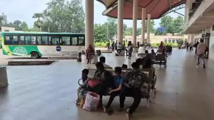 ସଦର: ଭବାନୀପାଟଣାରେ ଓଡ଼ିଶା ଡ୍ରାଇଭର ମହାସଂଘର ଆନ୍ଦୋଳନର ପ୍ରଭାବ, ଯାତାୟତ ଠପ୍‌