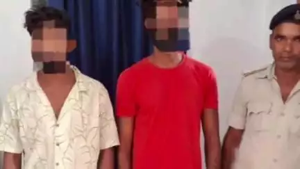 दरभंगा: सदर थाना पुलिस ने 2 अभियुक्तों को देसी पिस्टल, मैगजीन, कट्टा और 3 कारतूस के साथ किया गिरफ्तार