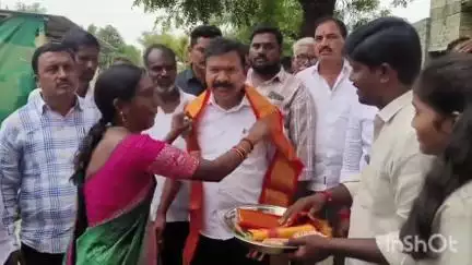 తిమ్మాపూర్ ఎల్ఎండీ కాలనీ: బీఆర్ఎస్ ప్రభుత్వం పేదలను పట్టించుకోలేదు: నల్లగొండలో ఎమ్మెల్యే కవ్వంపల్లి సత్యనారాయణ
