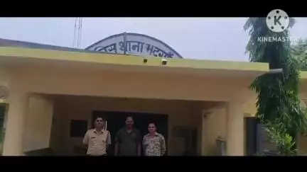7 लीटर अवैध कच्ची महुआ शराब के साथ एक आरोपी को भटगांव पुलिस ने किया गिरफ्तार
