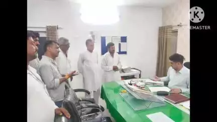 संगरिया: ग्राम पंचायत नगराना के ग्रामीणों ने उपखंड अधिकारी को दिया ज्ञापन