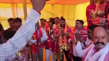इटखोरी: इटखोरी में माँ भद्रकाली मंदिर परिसर में कांवरियों का स्वागत