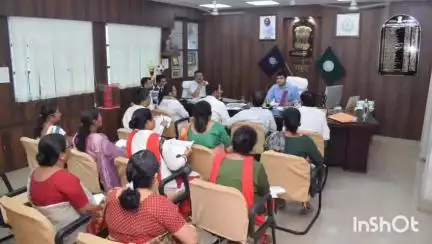 पाकुड़: डीसी ने कहा, कस्तूरबा विद्यालय में नामांकन प्रक्रिया को पारदर्शी और समयबद्ध तरीके से करें